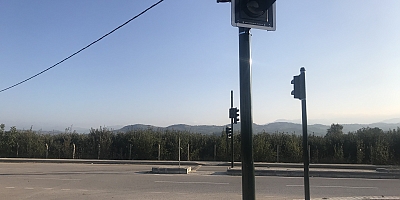 ORTAKÖY YOLUNA TRAFİK IŞIKLARI TAKILDI
