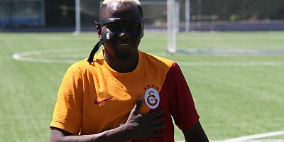 Osimhen'i Eskişehir'de gören şaşırıyor