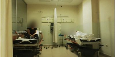 OTOBÜS İLE OTOMOBİL ÇARPIŞTI 3 KİŞİ YARALANDI