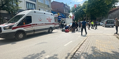 Otomobil Yayaya Çarptı 1 Kişi Yaralandı 