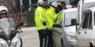 Otomobille Çarpışan Motosiklet Sürücüsü Yaralandı