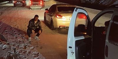 Oylat Kaplıcaları'nda 20 araç yolda mahsur kaldı