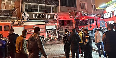 Patlayan pelet soba kafede yangın çıkardı