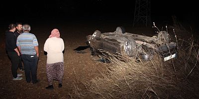 Pazaryeri'nde devrilen otomobilin sürücüsü yaralandı