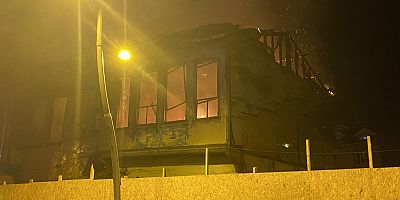 İnegöl’de geceyi alevler aydınlattı