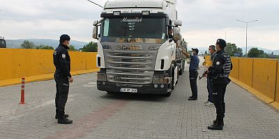 POLİS DENETİMLERİ ARALIKSIZ SÜRÜYOR…