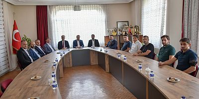 REFİK ÖZEN’DEN KULÜBÜMÜZE ZİYARET