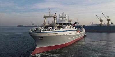 Rusya için yapılan balıkçı gemisi teslim edildi