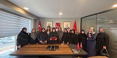 Saadet Partisi Kadın Kolları: Okullar Açıldı, Ailelerin Kaygısı Büyüdü