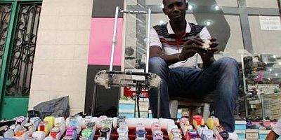 saat satan Afrikalılardan yanıt geldi.