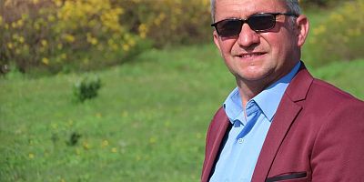 Sahnede kalp krizi geçiren sanatçı toprağa verildi