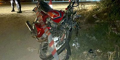 Sakarya'da tıra arkadan çarpan motosikletin sürücüsü öldü