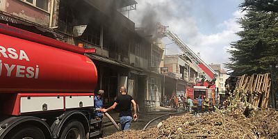 Sanayide korkutan yangın