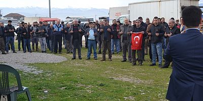 ŞEHİTLERİMİZ İÇİN DUALER EDİLDİ