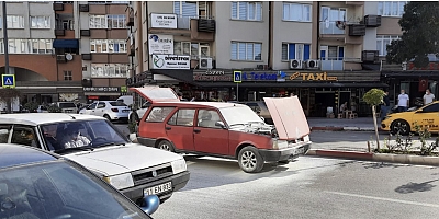Seyir halindeki araç alev aldı