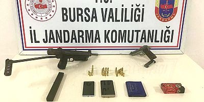 SİLAH KAÇAKÇILARI İNEGÖL'DE YAKALANDI