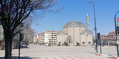 SOKAĞA ÇIKMA YASAĞI İLE SOKAKLAR BOMBOŞ KALDI