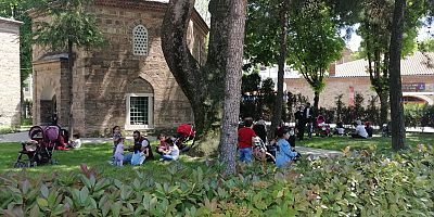 SOKAKLAR ÇOCUKLARLA NEŞELENDİ