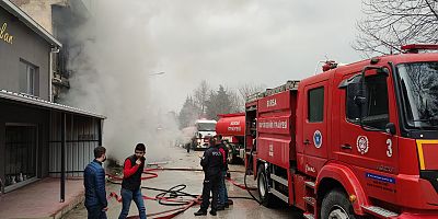 Sünger deposunda çıkan yangın söndürüldü