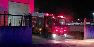 Sunta Fabrikasında Yangın: Ekiplerin Müdahalesi Sürüyor