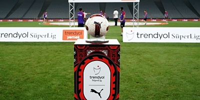 Süper Lig'de günün VAR hakemleri açıklandı