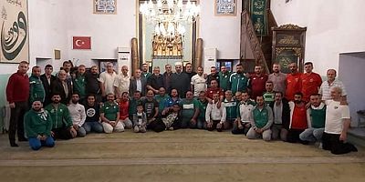 TARAFTARLAR SABAH NAMAZINDA İSHAKPAŞA CAMİ’SİNDE BULUŞTU