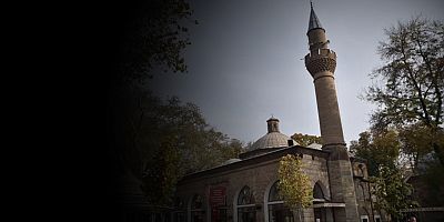 TARİHİ İSHAKPAŞA CAMİSİ CUMA GÜNÜ İBADETE AÇILIYOR