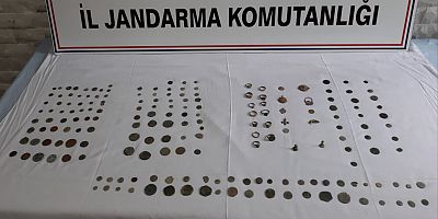 TARİHİ SİKKELERİ SATAMADAN YAKALANDILAR