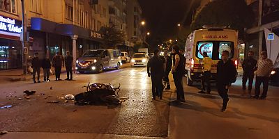 Ticari taksinin çarptığı motosikletin sürücüsü yaralandı