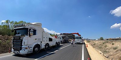 Tır Kazası: Yol Saatlerce Kapalı Kaldı