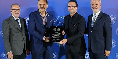 TOBB Başkanı Hisarcıklıoğlu, İnegöl’de “İhracatın Yıldızları” programında konuştu: