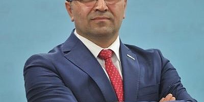 TÜRK MİLLETİ DEVLETİYLE BİR OLUP  DARBECİLERE GEÇİT VERMEDİ