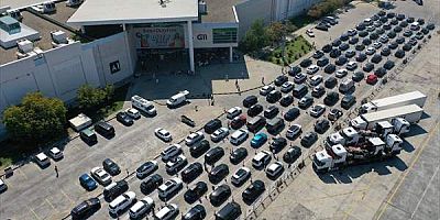 Türkiye'ye sevinçle gelen gurbetçilerin 
