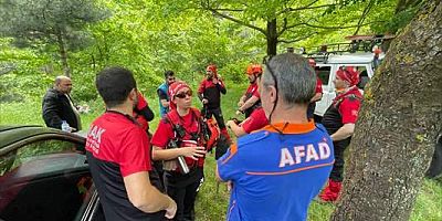 Uludağ'da şifalı bitki toplarken kaybolan kişiyi arama çalışması başlatıldı