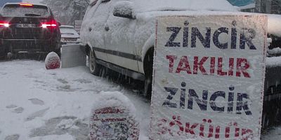 Uludağ'da yoğun kar ve tipi...Zincirsiz araç girişi yasaklandı