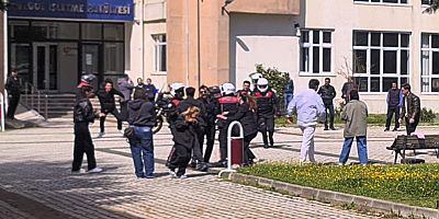 Üniversite kampüsünde polis ekiplerine kavgalı sürpriz