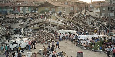 üSTüN GAYRET GöSTERMELiYiZ