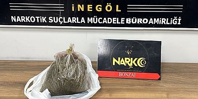 Uyuşturucu taciri kıskıvrak yakalandı