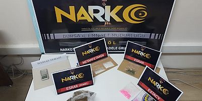 UYUŞTURUCU TACİRİ YAKAYI ELE VERDİ