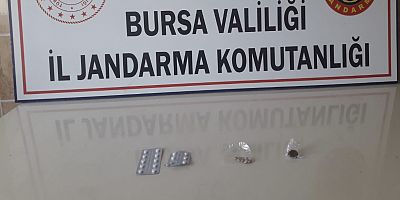 Uyuşturucu ticareti yaptığı iddiası ile 2 kişi gözaltına alındı