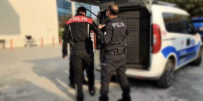 Üzerinde silah ve uyuşturucu madde bulunan kişi gözaltına alındı 