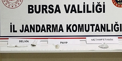 Üzerinde uyuşturucu madde bulunan iki şahıs gözaltına alındı