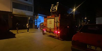 YANGINI SÖNDÜRMEK İSTERKEN ELLERİ YANDI