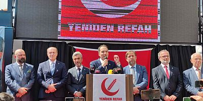 Yeniden Refah Partisi Genel Başkanı Fatih Erbakan, İnegöl’de vatandaşlara hitap etti