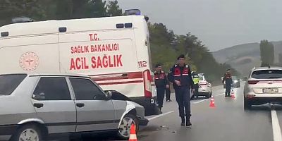 YENİŞEHİR’DE AMBULANS İLE OTOMOBİL ÇARPIŞTI!