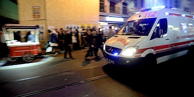 Yüksekten düşen polis memuru şehit oldu