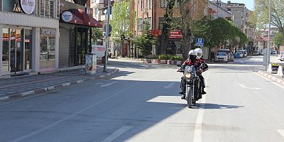 YUNUSLAR GEÇMEDİK SOKAK BIRAKMADI