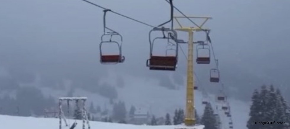 Uludağ'da kar yağışı etkisini sürdürüyor