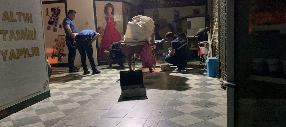 Vicdansız hırsız engelli vatandaşın parasını çaldı